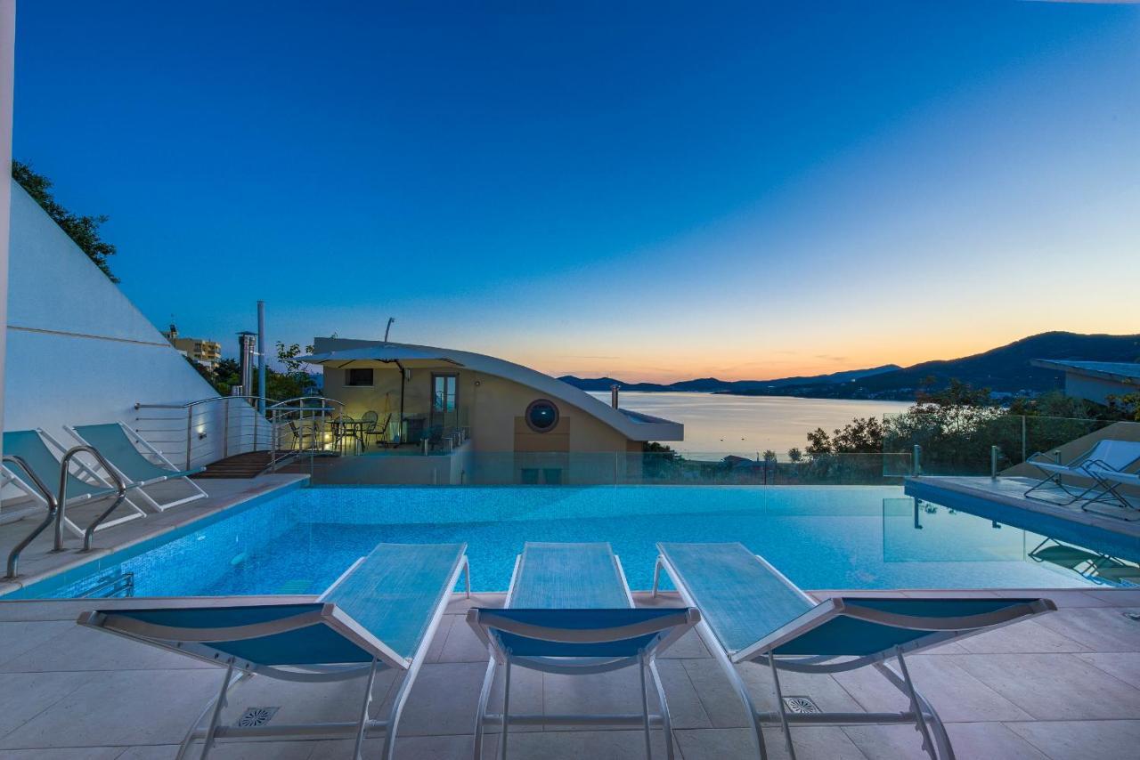 Villa Evian Palaiontsiflikion Bagian luar foto